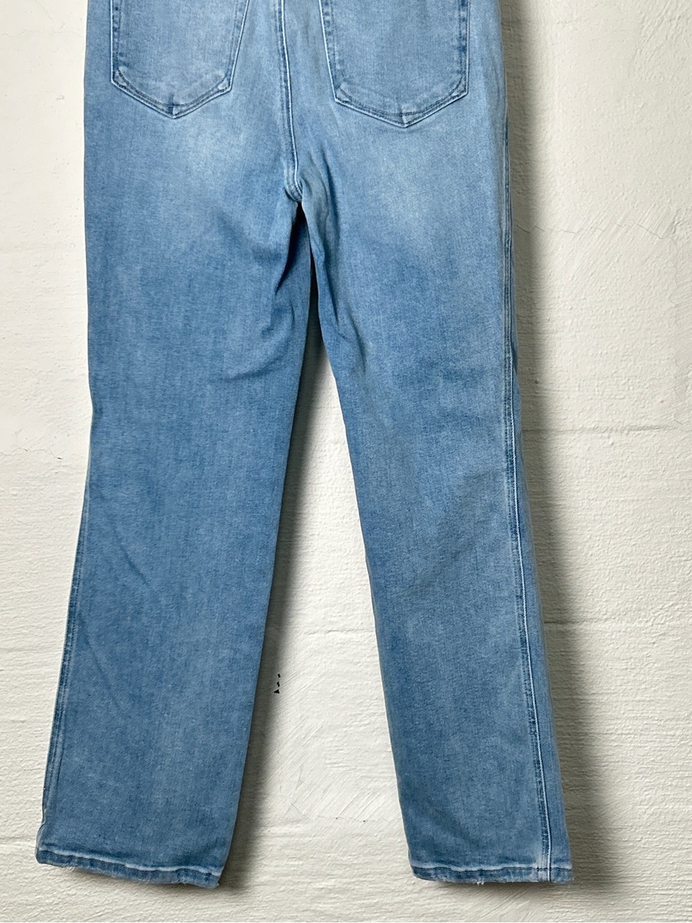 Good American Good Curve Straight Jeans Size 6/28 Blue Medium Wash - Picture 9 of 14